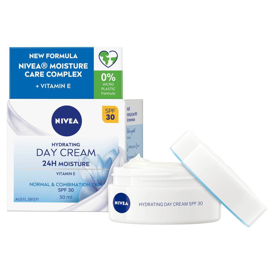 Nivea Daily Essentials Light Moisturising Day Cream SPF30+ 50mL