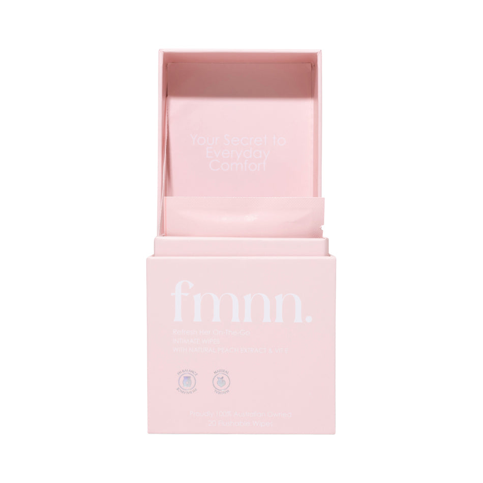 FMNN. REFRESH HER ON-THE-GO INTIMATE WIPES PEACH 20PK
