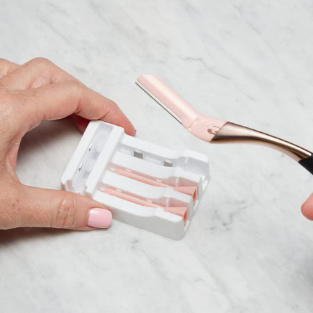 Schick Hydro Silk Dermaplaning Wand Kit +2