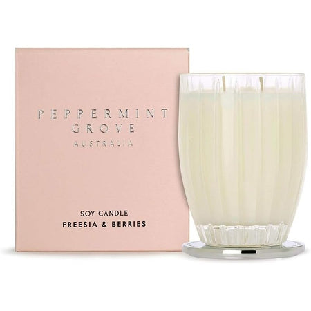 PEPPERMINT GROVE Freesia & Berries Scented Soy Candle 370g