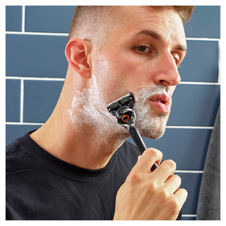 Gillette Proglide 5 Razor Handle + 4 Cartridges