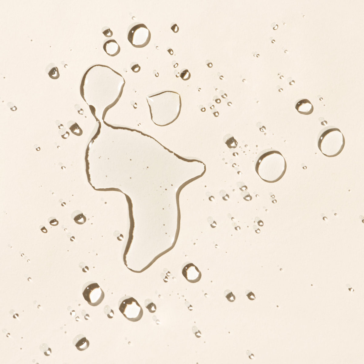 Clear Skincare Daily Balancing Water With 2% Niacinamide 150ml