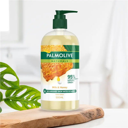 Palmolive Naturals Softwash Hand Wash Milk & Honey 500ml