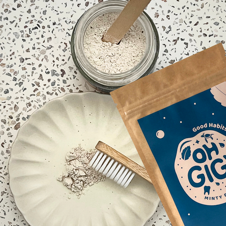 Ohgigi Tooth Powder + Hydroxyapatite Minty Brush Refill 100g