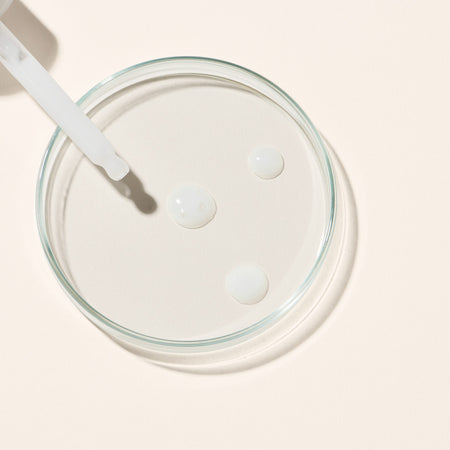 Clear Skincare Strengthening Serum With 10% Niacinamide 30ml